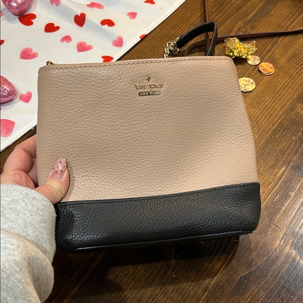 Kate Spade Black and Tan Crossbody Bag